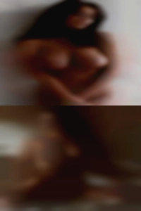 No pref on naked woman age.